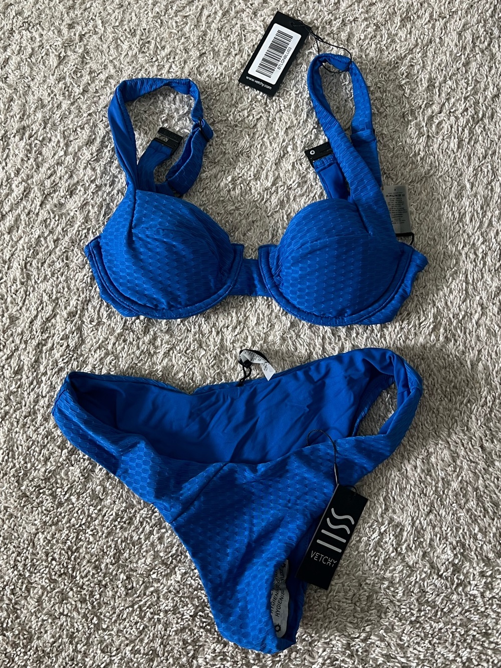 Vetchy swim suit